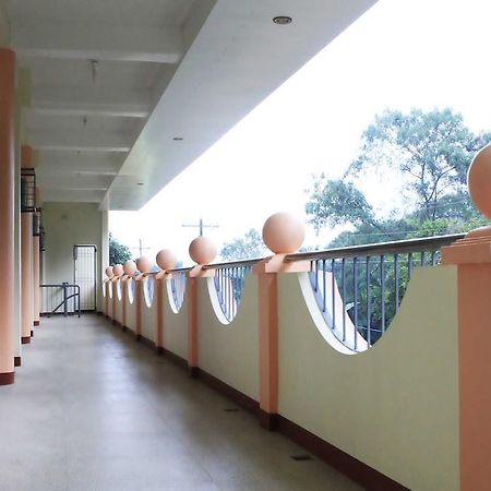 เอเมอร์สัน เพนชัน เพลส Hotel Puerto Princesa ภายนอก รูปภาพ