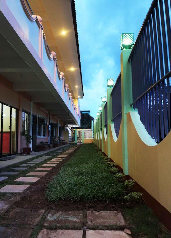 เอเมอร์สัน เพนชัน เพลส Hotel Puerto Princesa ภายนอก รูปภาพ