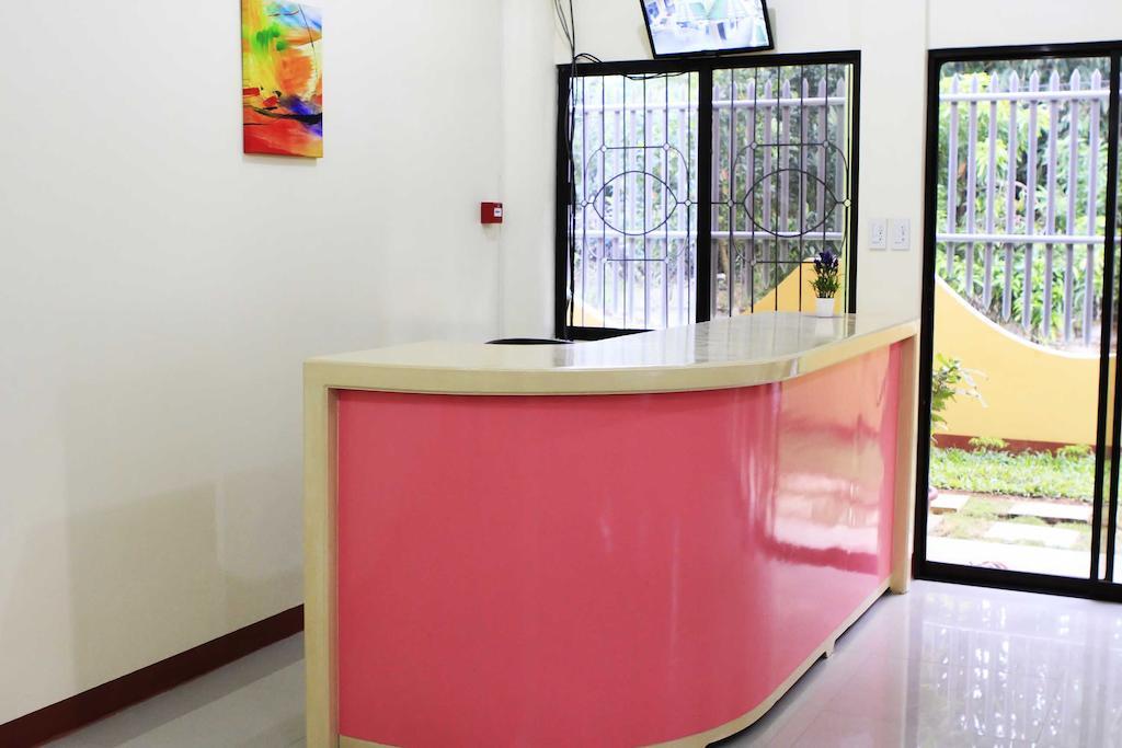 เอเมอร์สัน เพนชัน เพลส Hotel Puerto Princesa ภายนอก รูปภาพ