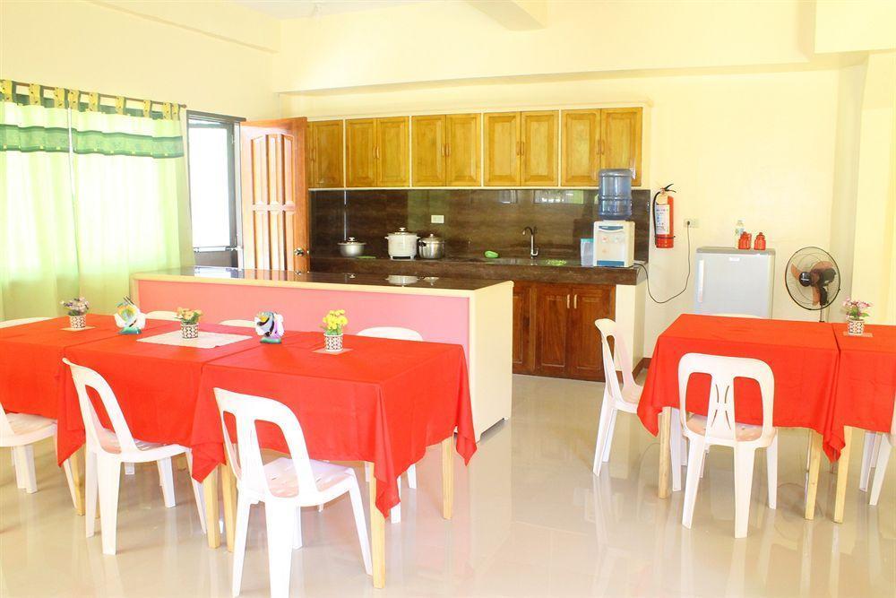 เอเมอร์สัน เพนชัน เพลส Hotel Puerto Princesa ภายนอก รูปภาพ